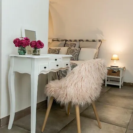 Room2 * Frascati