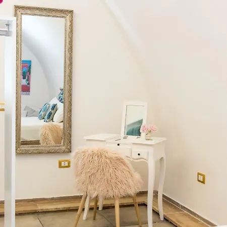 Room2 Apartment Frascati